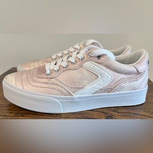 Airwalk Girls Harley-Pink Multi Metal Sneaker NWT Various Sizes